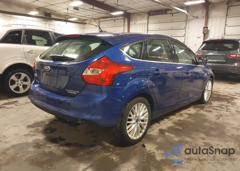 2013 Ford Focus Titanium из США, поврежденный, VIN 1FADP3N24DL138157